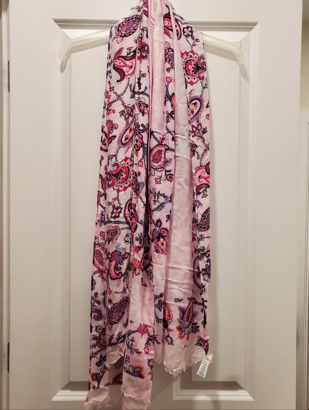 Vera Bradley Light Pink Paisley Women's Scarf - Soft Floral Print - Picture 2 of 11